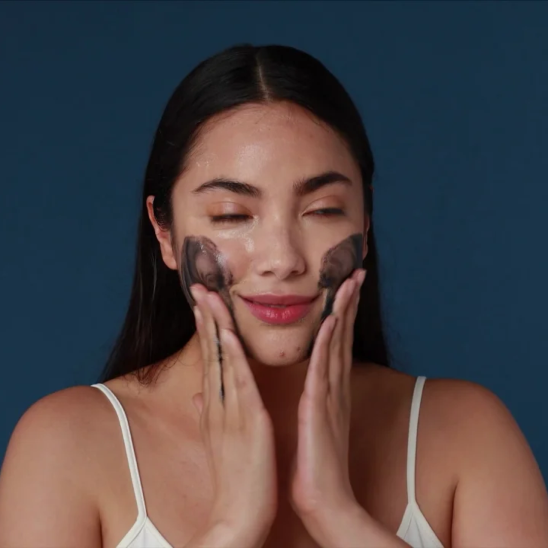 Terre Mere - Active Coconut Charcoal Clarifying Cleanser - 5 Oz