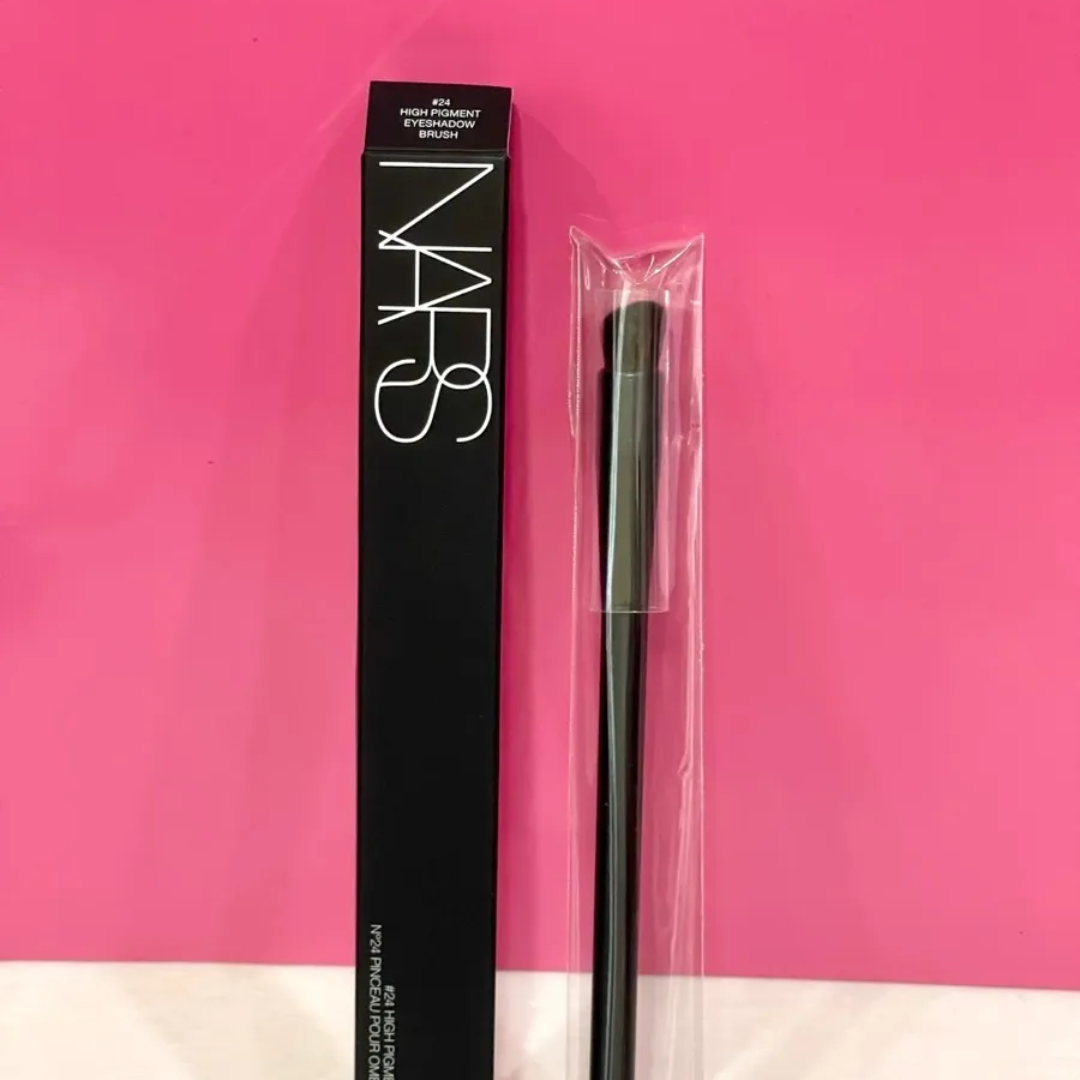 Nars - High Pigment Eyeshadow Brush, #24 - 1 Piece