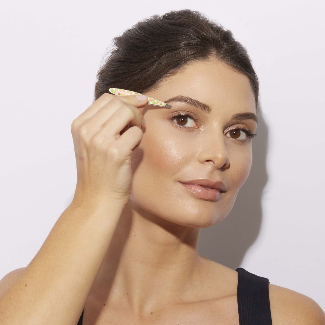 Tweezerman - Avocado Duo Set, Mini Slant Tweezer & Avocado Oil Infused Nail Files - 3 Piece