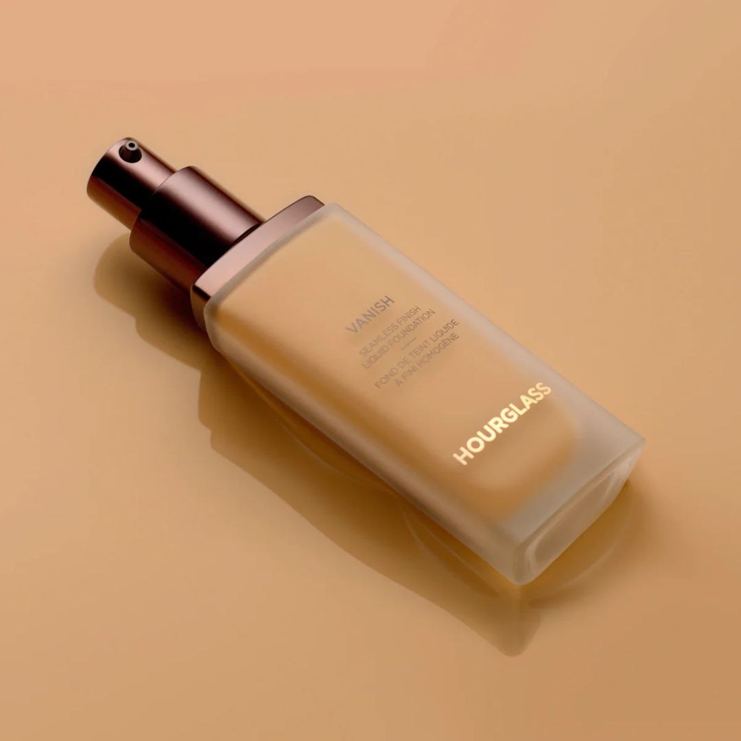 Hourglass - Vanish Seamless Finish Liquid Foundation - 0.84 Oz