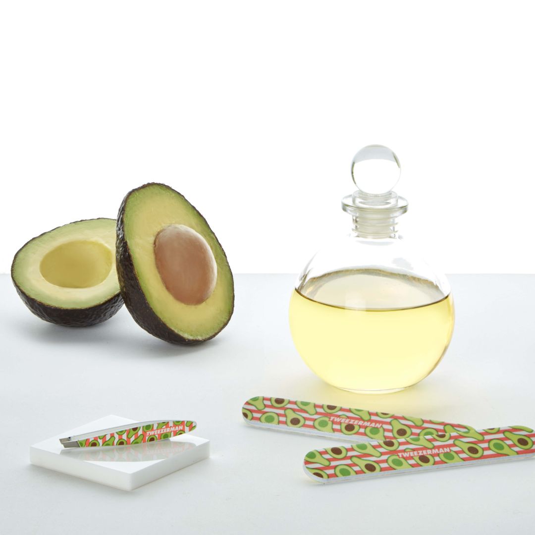 Tweezerman - Avocado Duo Set, Mini Slant Tweezer & Avocado Oil Infused Nail Files - 3 Piece