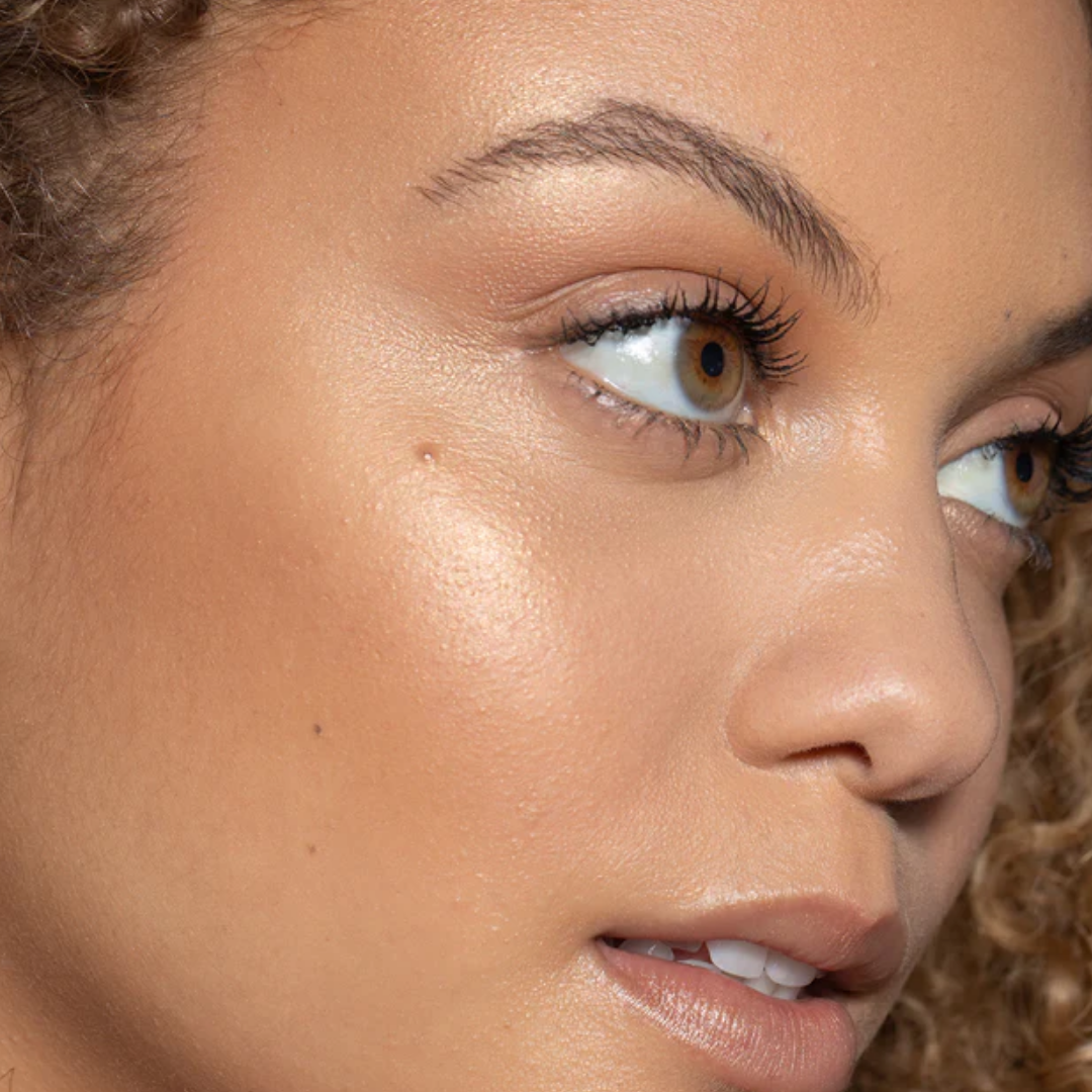 ILIA Beauty - DayLite Highlighting Powder - 0.23 Oz