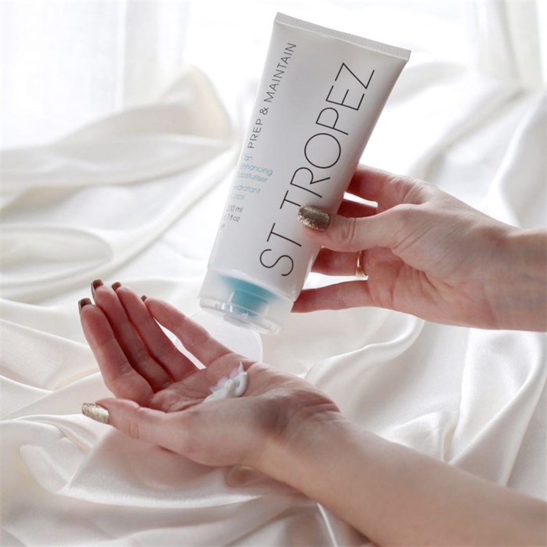 St. Tropez - Prep & Maintain, Tan Enhancing Moisturiser - 6.7 Oz