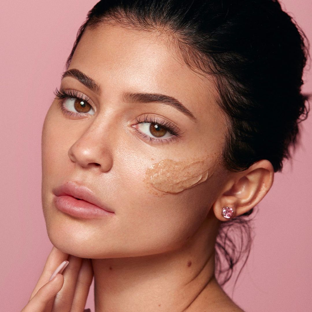 Kylie Skin by Kylie Jenner - Walnut Face Scrub for Women - 3 Oz