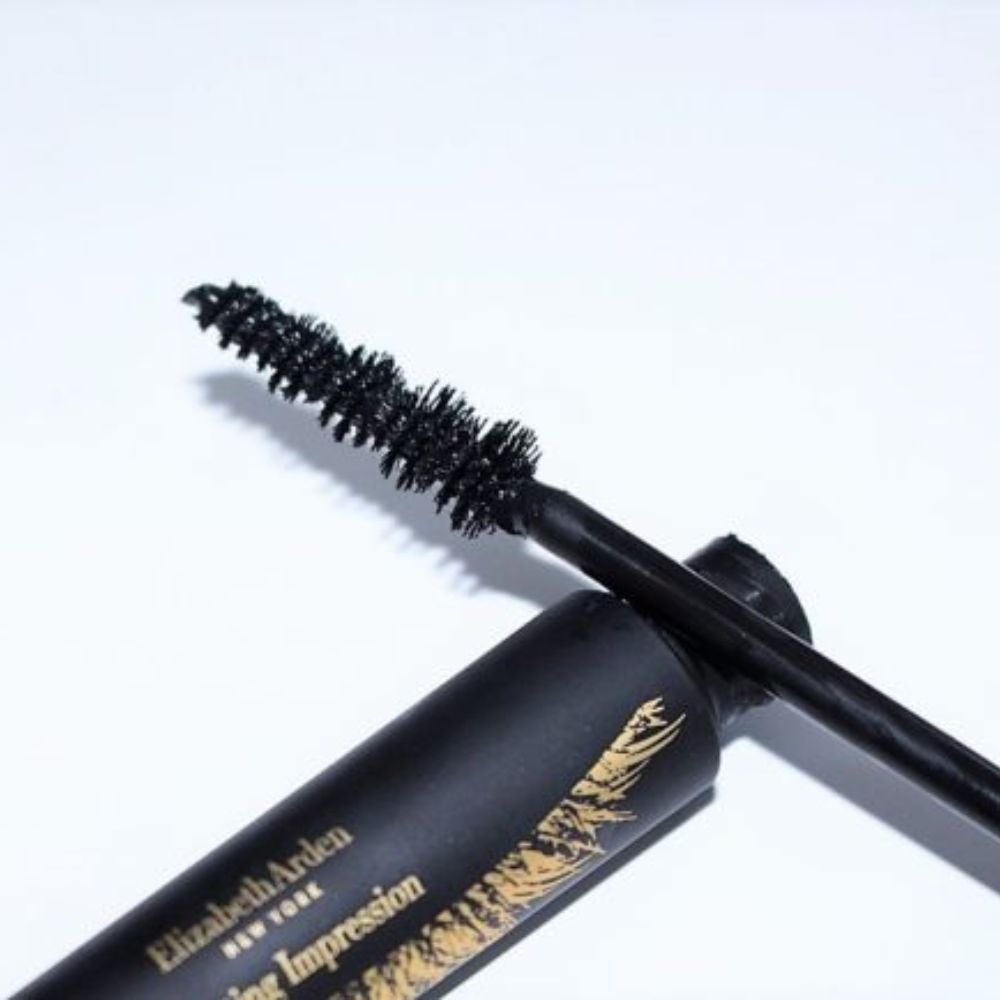 Elizabeth Arden - Lasting Impression Mascara - Lasting Black - 0.3 Oz