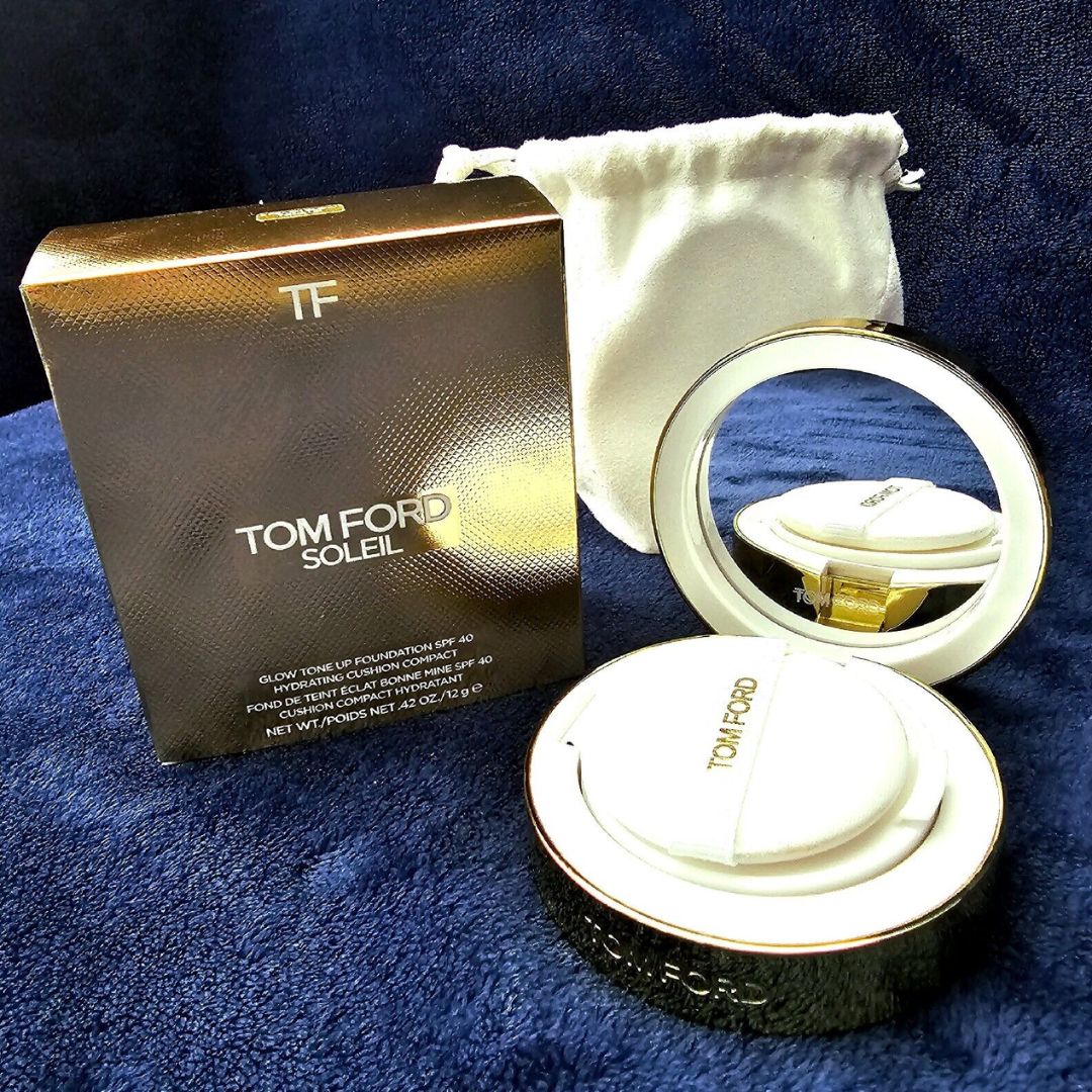 Tom Ford - Soleil Glow Tone Up Foundation Hydrating Cushion Compact - 0.42 Oz