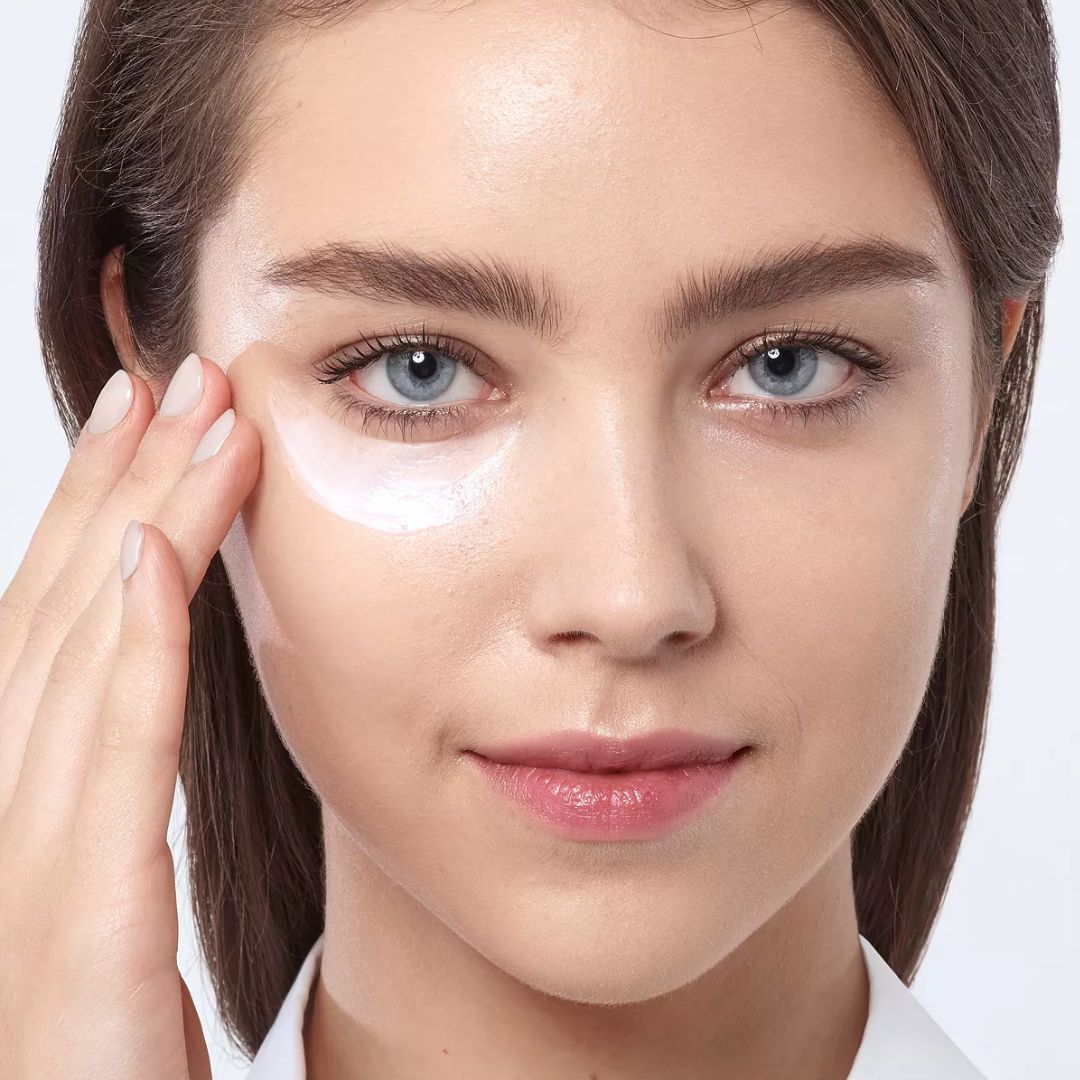 Lancome - Renergie Lift Multi-Action Eye, Lifting and Firming Eye Cream - 0.5 Oz