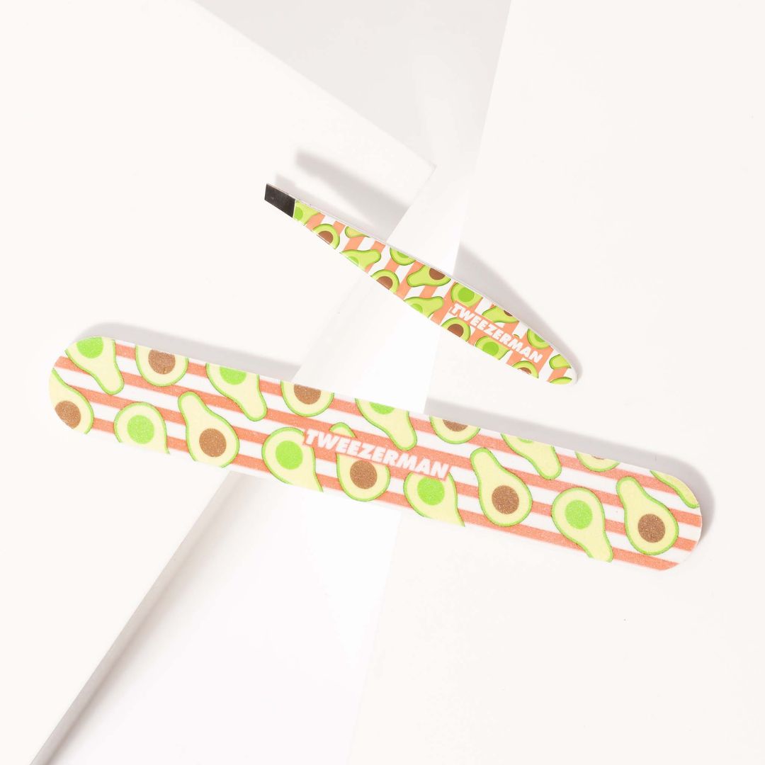 Tweezerman - Avocado Duo Set, Mini Slant Tweezer & Avocado Oil Infused Nail Files - 3 Piece